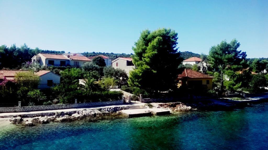 Apartmani Conar Veliki Drvenik Extérieur photo