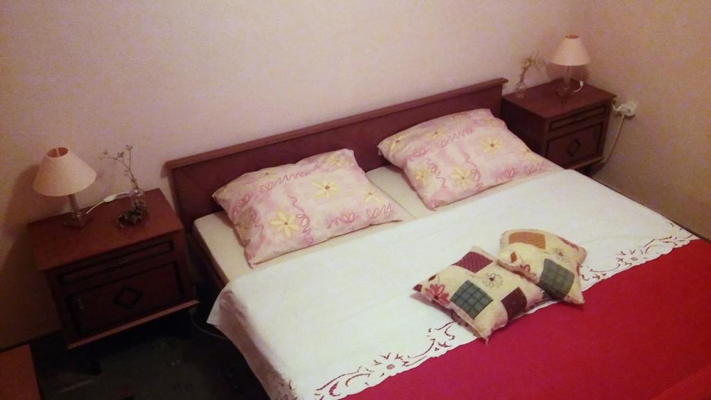 Apartmani Conar Veliki Drvenik Extérieur photo