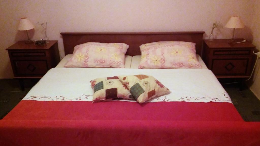 Apartmani Conar Veliki Drvenik Extérieur photo
