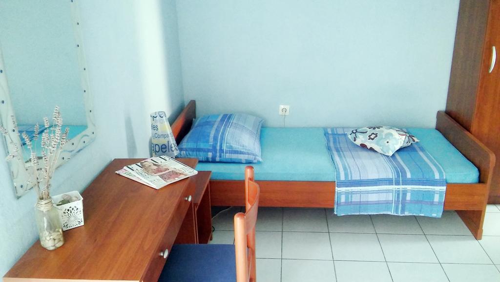 Apartmani Conar Veliki Drvenik Extérieur photo