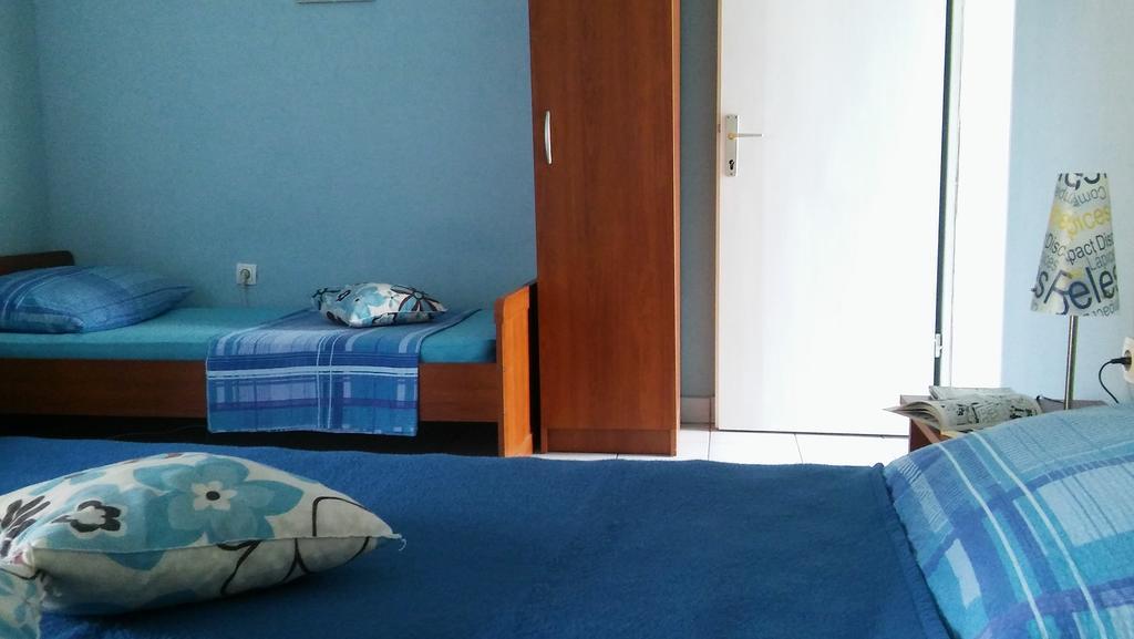 Apartmani Conar Veliki Drvenik Extérieur photo